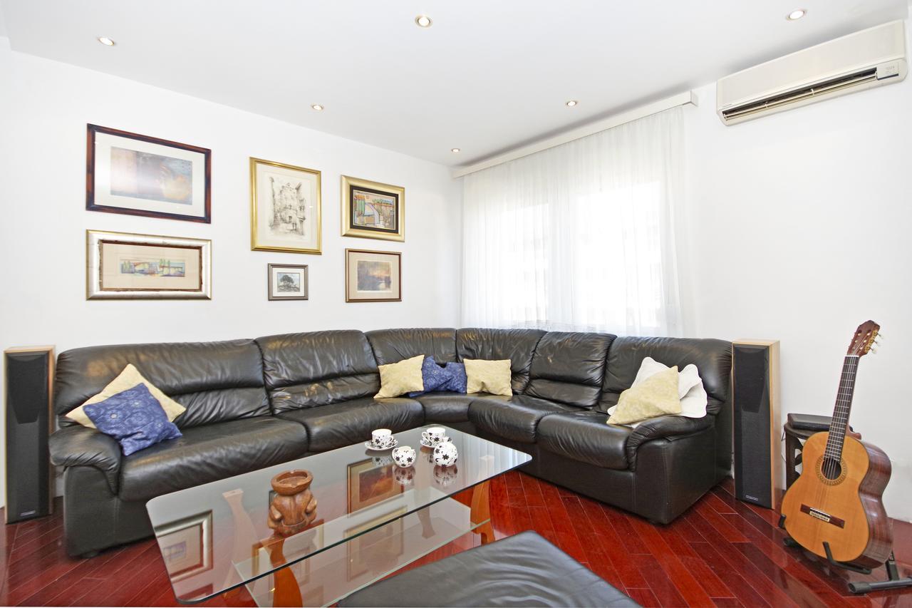 D & J Apartment Сплит Экстерьер фото